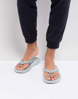 Nike Solay Thongs In Grey 882690-008