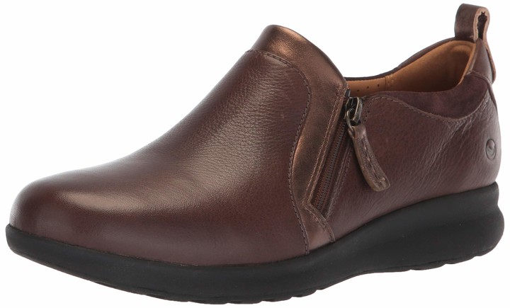 clarks unstructured shoes canada