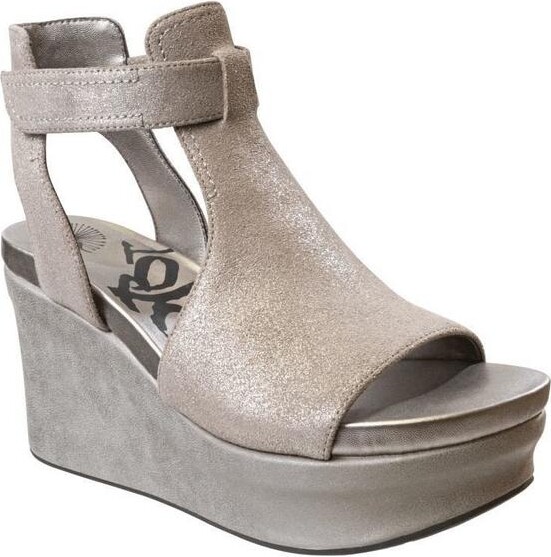 OTBT Women's Mojo Sandals 9.5 Silver