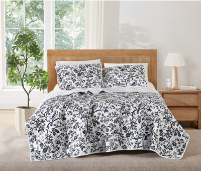 Brooklyn Loom Ava Floral Quilt Set
