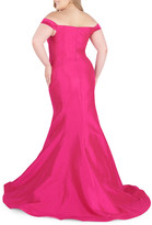 Thumbnail for your product : Mac Duggal Plus Size Off-the-Shoulder Short-Sleeve Trumpet Gown
