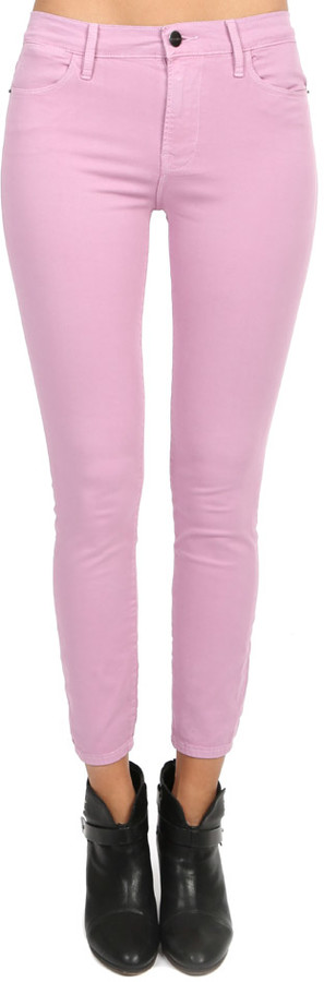 light purple jeans outfit