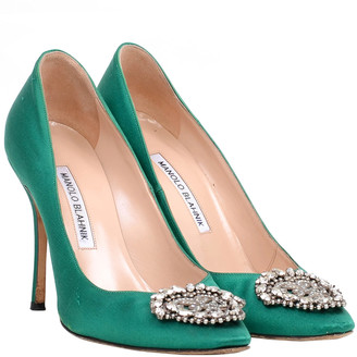 emerald green satin pumps