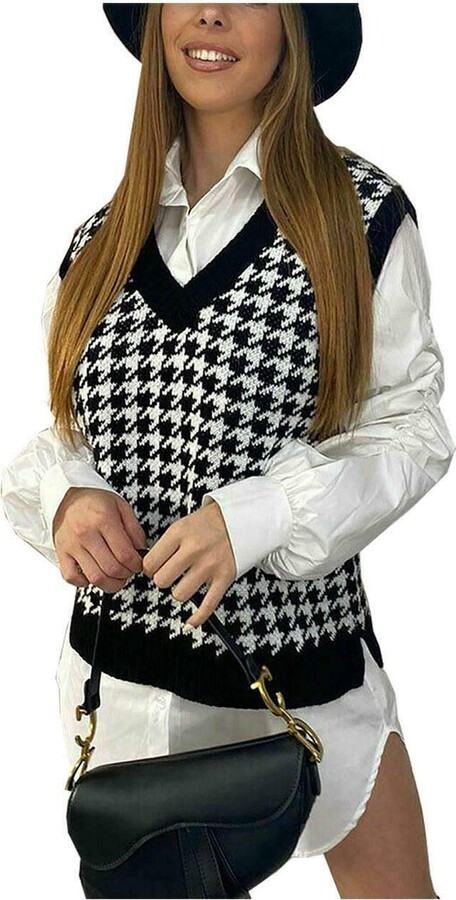 dogtooth v neck jumper