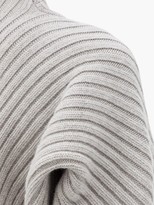 Thumbnail for your product : Jil Sander Abstract Ribbed Wool Sweater - Light Grey