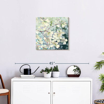 Lark Manor Magnolia Delight