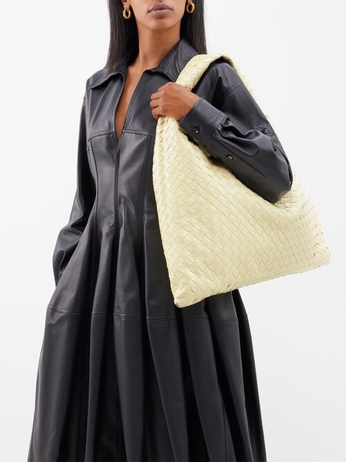 Bottega Veneta Large Hobo Intrecciato Shoulder Bag in Fondant