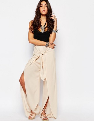 LIRA Vacation Pants With Tie Front