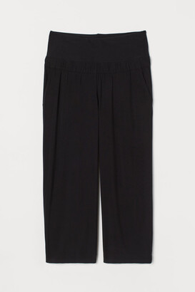 H&M MAMA Cropped trousers
