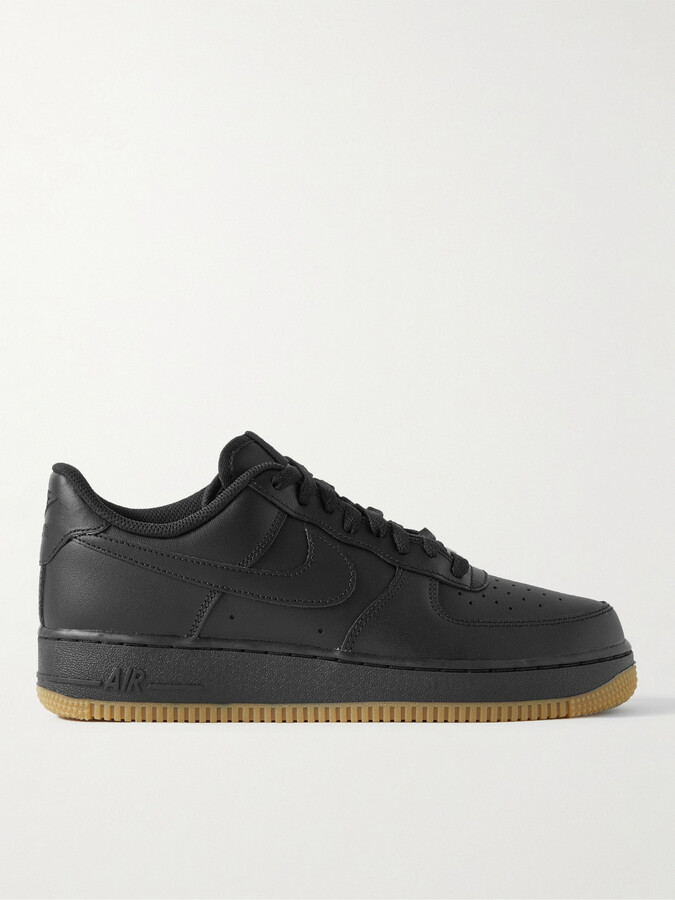 nike air force 1 07 leather trainers
