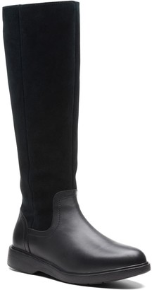 clarks waterproof shoes womens