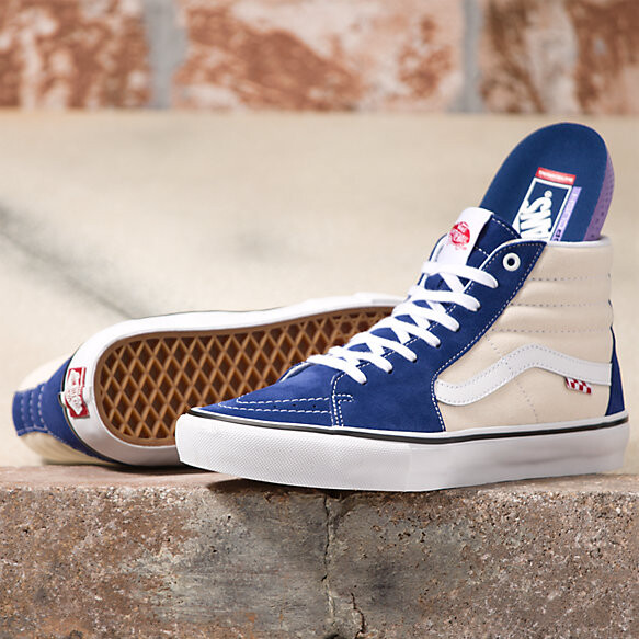 navy vans sk8 hi