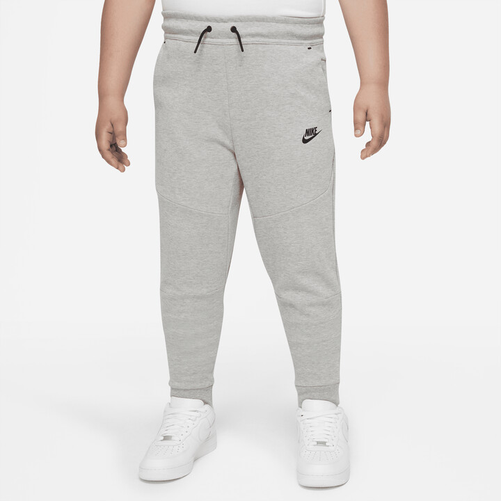 Nike Therma-FIT Big Kids' (Boys') Basketball Pants (Extended Size). Nike.com