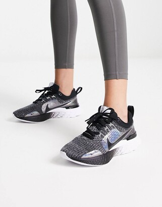nike flywire womens black