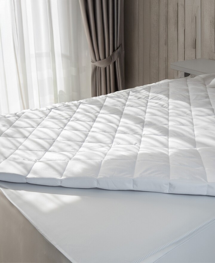 CleanBrands Platinum Zippered Encasing Quilted Mattress Pad, Twin Xl