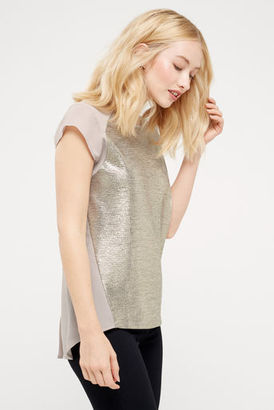 Oasis CRINKLE FOIL PLEAT BACK TEE [span class="variation_color_heading"]- Gold[/span]