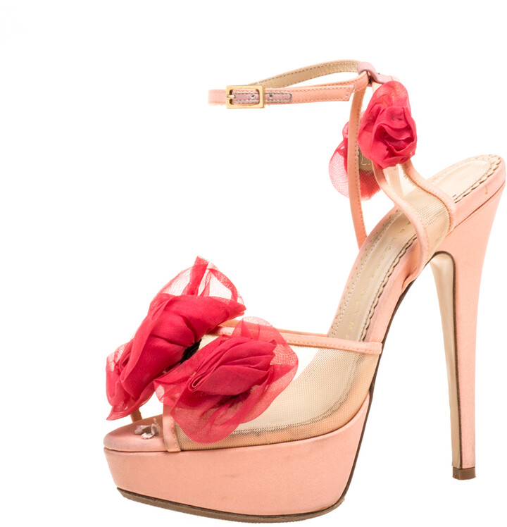 peach heels uk