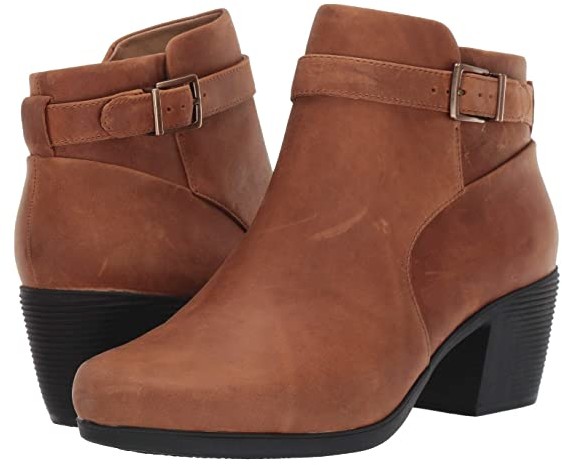 Clarks Un Lindel Lo (Dark Tan Oily Leather) Women's Boots - ShopStyle