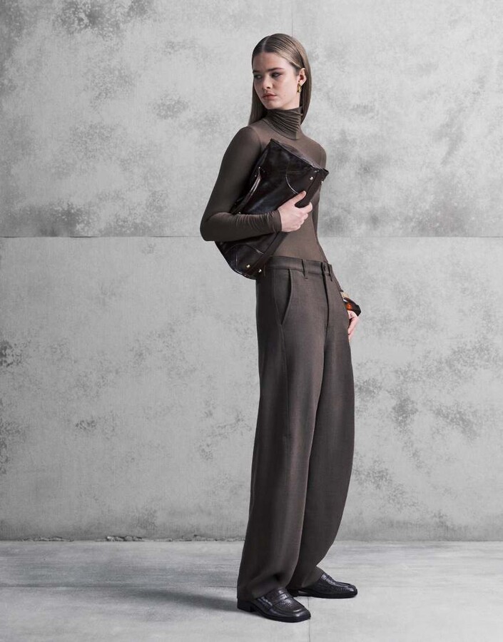 Arket stretch wool blend tailored straight leg pants in brown
