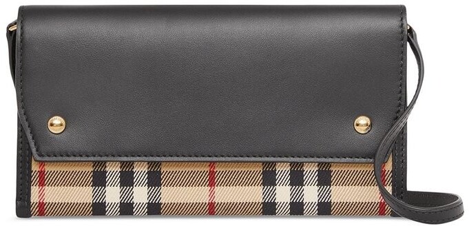 burberry wallet chain