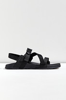 chacos urban outfitters