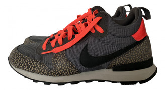 nike internationalist men's sale