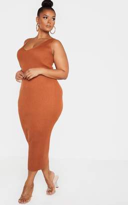 PrettyLittleThing Plus Rust Knitted V Neck Midaxi Dress