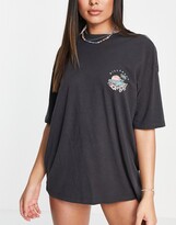 Thumbnail for your product : Billabong Sunny Snapper oversized beach t shirt in black