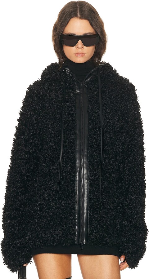 Norma Kamali Oversized Raglan Sleeve Zip Front Hooded Jacket in Black