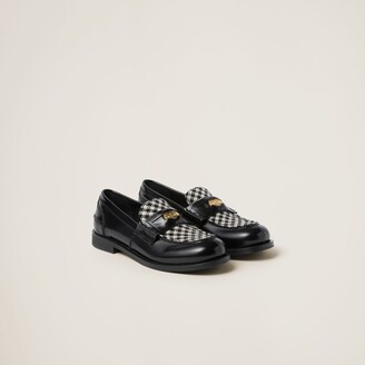 ローファー・オックスフォード MiuMiu | Brushed leather and gingham check fabric loafers Miu Miu Brushed leather and gingham check fabric loafers