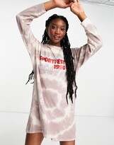 Thumbnail for your product : Daisy Street oversized long sleeve t-shirt dress with sports graphic