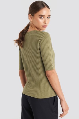 NA-KD Light Knit V Front Sweater