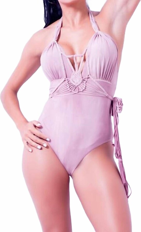 Charmosa Camille One Piece In Flan