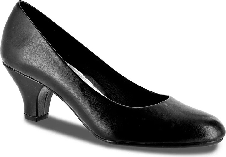 Easy Street Shoes Fabulous Pump