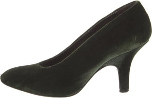 Walter Steiger Suede Pumps Black Semi-Pointed Toes Includes Box