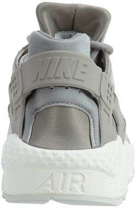 Nike Air Huarache Run Leather Sneaker