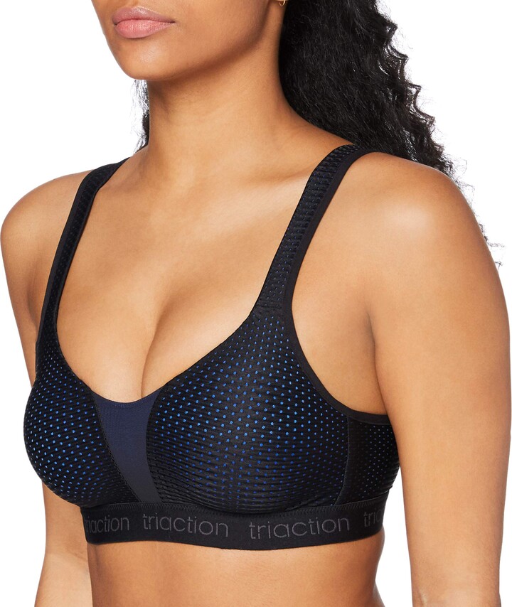 icyzone Padded Strappy Sports Bras for Women, Racerback Push Up Wirefree  Hook-and-Eye Closure Workout Yoga Bra (Black, L) at  Women's Clothing  store
