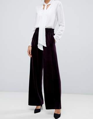 Y.A.S high waisted velvet cropped pant