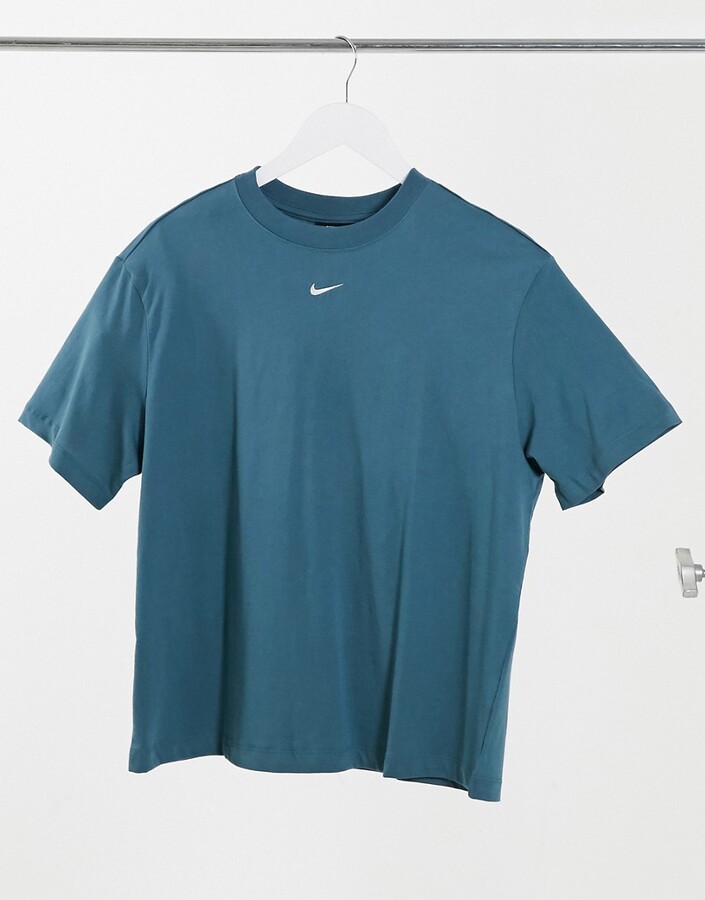 Nike Essentials boyfriend T-shirt in dark blue - ShopStyle