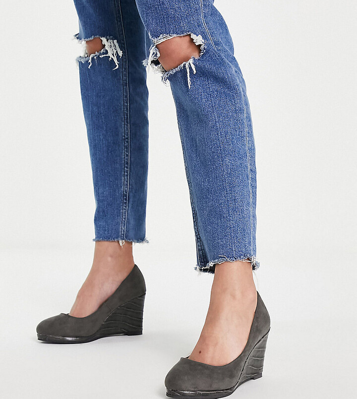 extra wide womens clogs