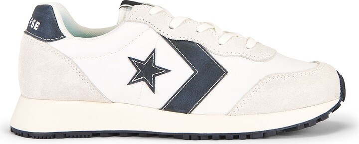 Converse Omega Trainer in White