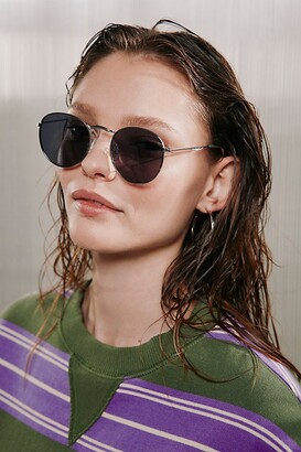 Urban Outfitters Billie Metal Round Sunglasses in Gold at