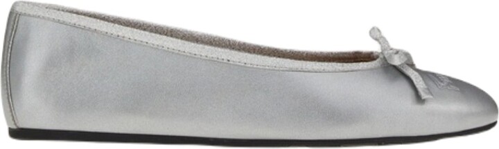 Ferragamo Ballerina Women's Ballets Silver