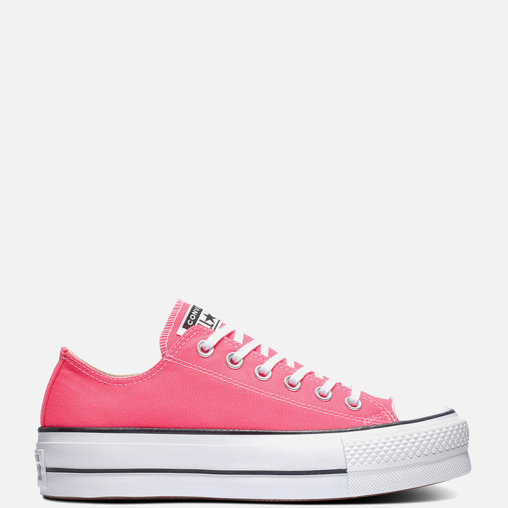 womans pink converse