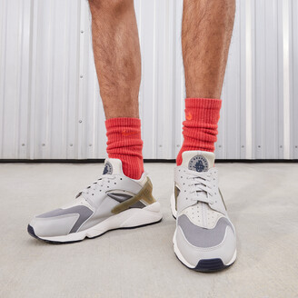 grey huaraches size 5