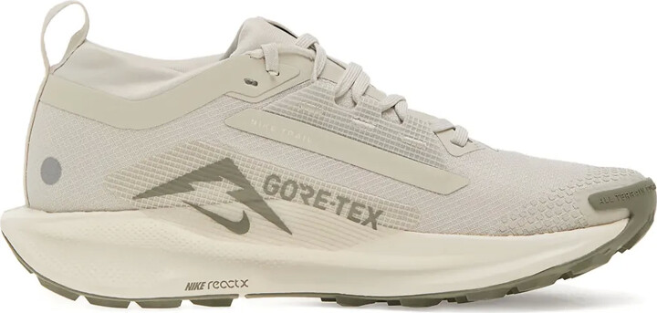 Nike Pegasus Trail 5 Gore-Tex sneakers