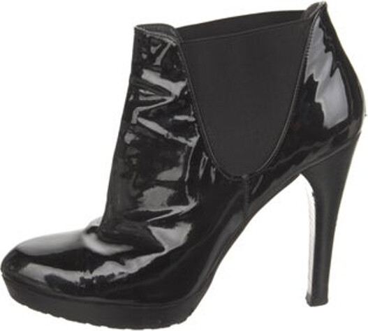 stuart weitzman laine suede chelsea boots