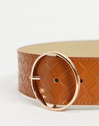 Pieces woven detail round buckle belt in tan