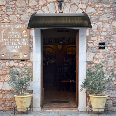 Yescom 29.9'' W x 8.9'' D Plastic Cover Retractable Patio Awning