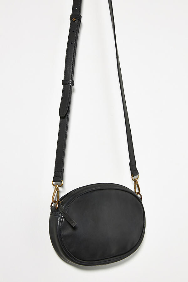 black circle handbag